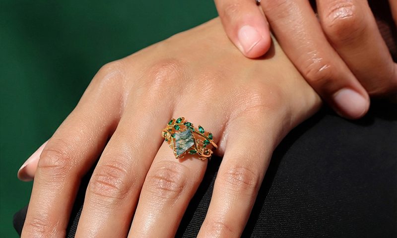 Kite Cut Moss Agate Bridal Ring Set Emerald Leaf Ring Set (3)