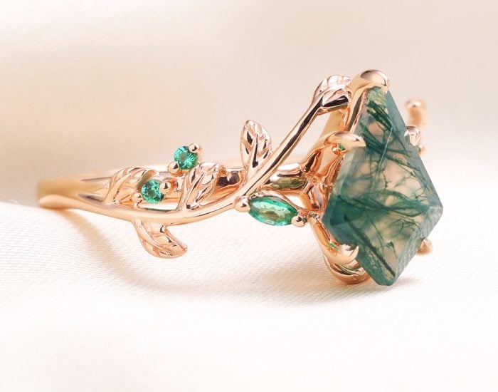 Kite Cut Moss Agate Rings