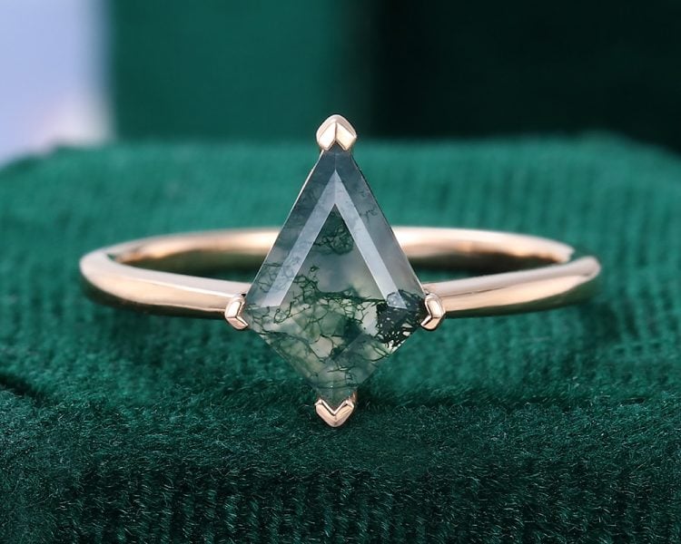 Kite Cut Moss Agate Solitaire Engagement Ring Four V Prongs Promise Ring (1)