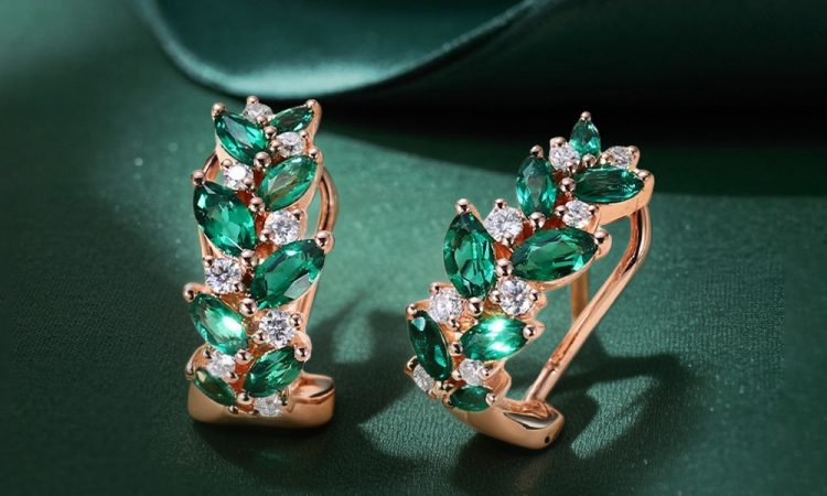 Leaf Design Emerald Cluster Leverback Earrings