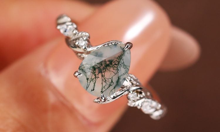 What Makes Moss Agate Special?