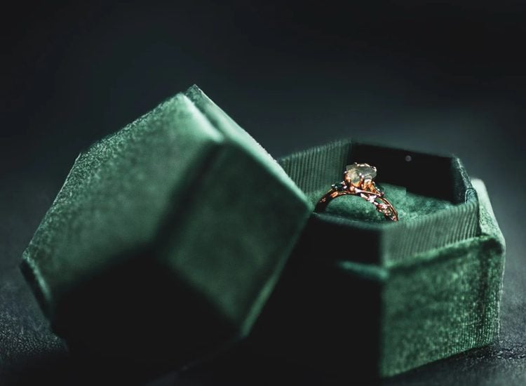 Moss Agate Engagement Rings: Pros, Cons, and Care Tips