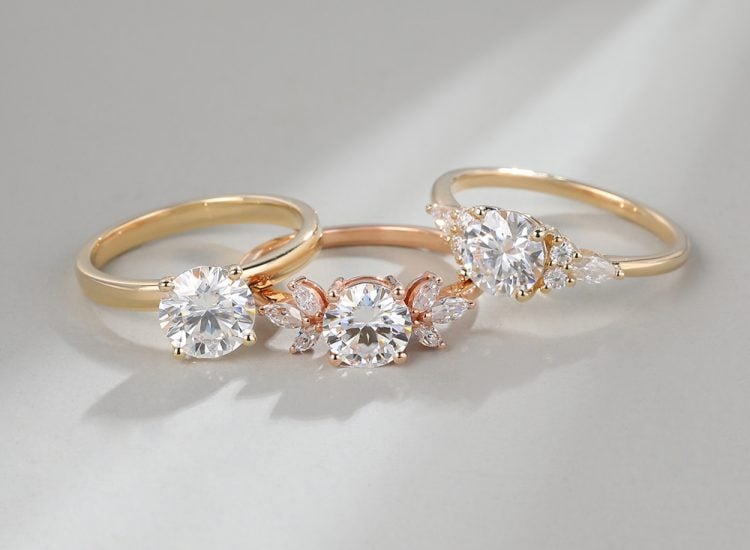 Round Cut Moissanite Engagement Rings