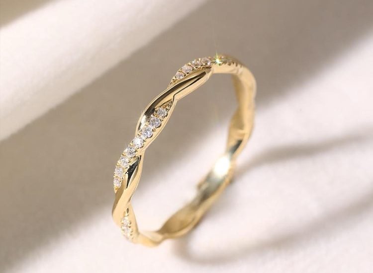 Twisted Design Diamond Wedding Band Delicate Eternity Promise Ring