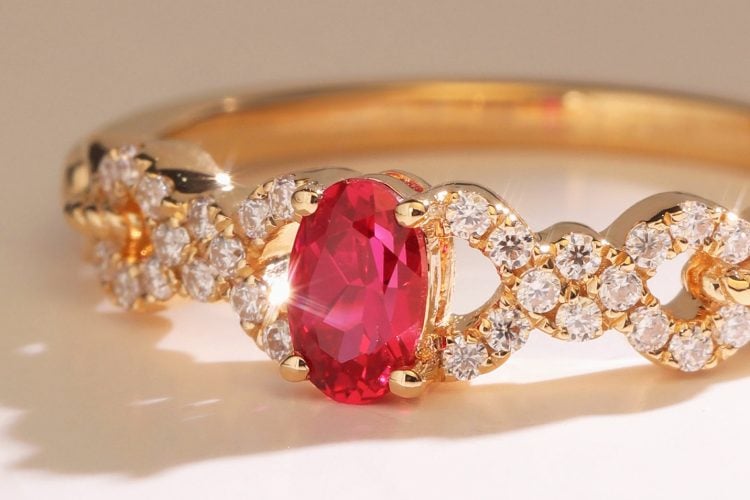 Holiday-Themed Engagement Rings